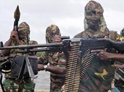 Боевики напали на нефтяной терминал в Нигерии